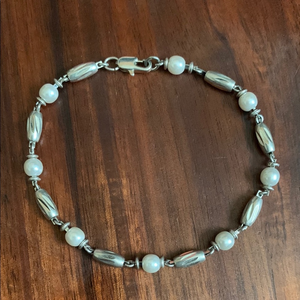Silver tone faux pearl bracelet
